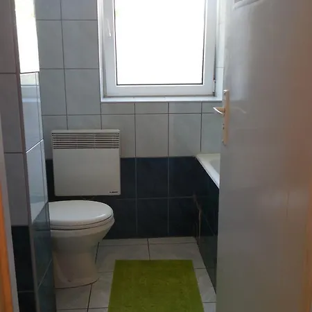 Apartament Mazurska * ギジツコ